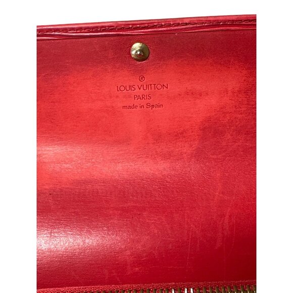 Louis Vuitton Sarah Wallet in Red Epi Leather - Picture 5 of 9